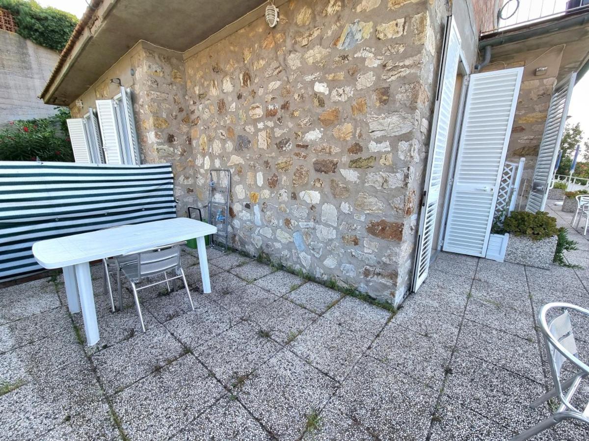 Appartamenti La Terrazza Sulle Ghiaie - Goelba Portoferraio Exteriér fotografie