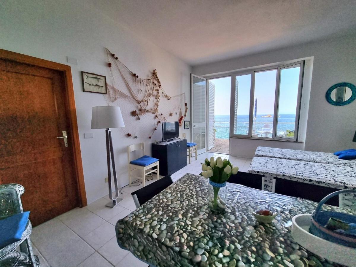 Appartamenti La Terrazza Sulle Ghiaie - Goelba Portoferraio Pokoj fotografie